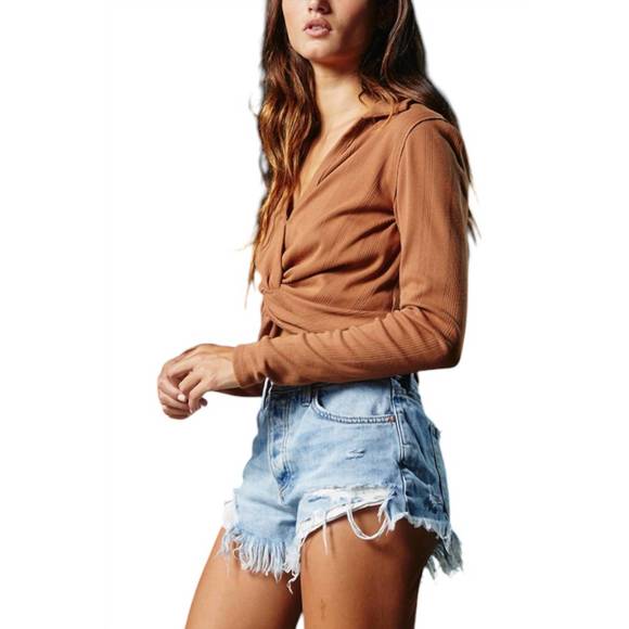 NEW BUCKETLIST twist front solid top in camel - Picture 2 of 3